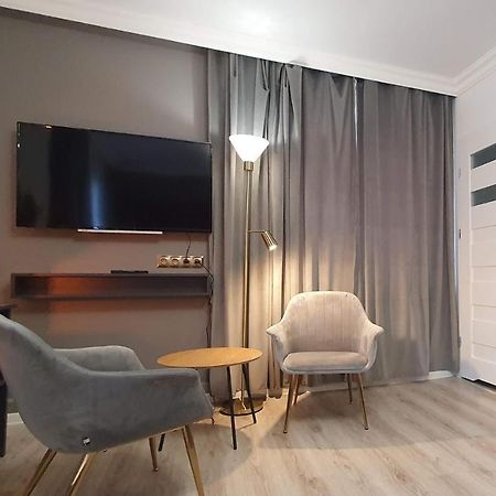 Dk Premium Przy Parku Centralnym オルシュティン エクステリア 写真